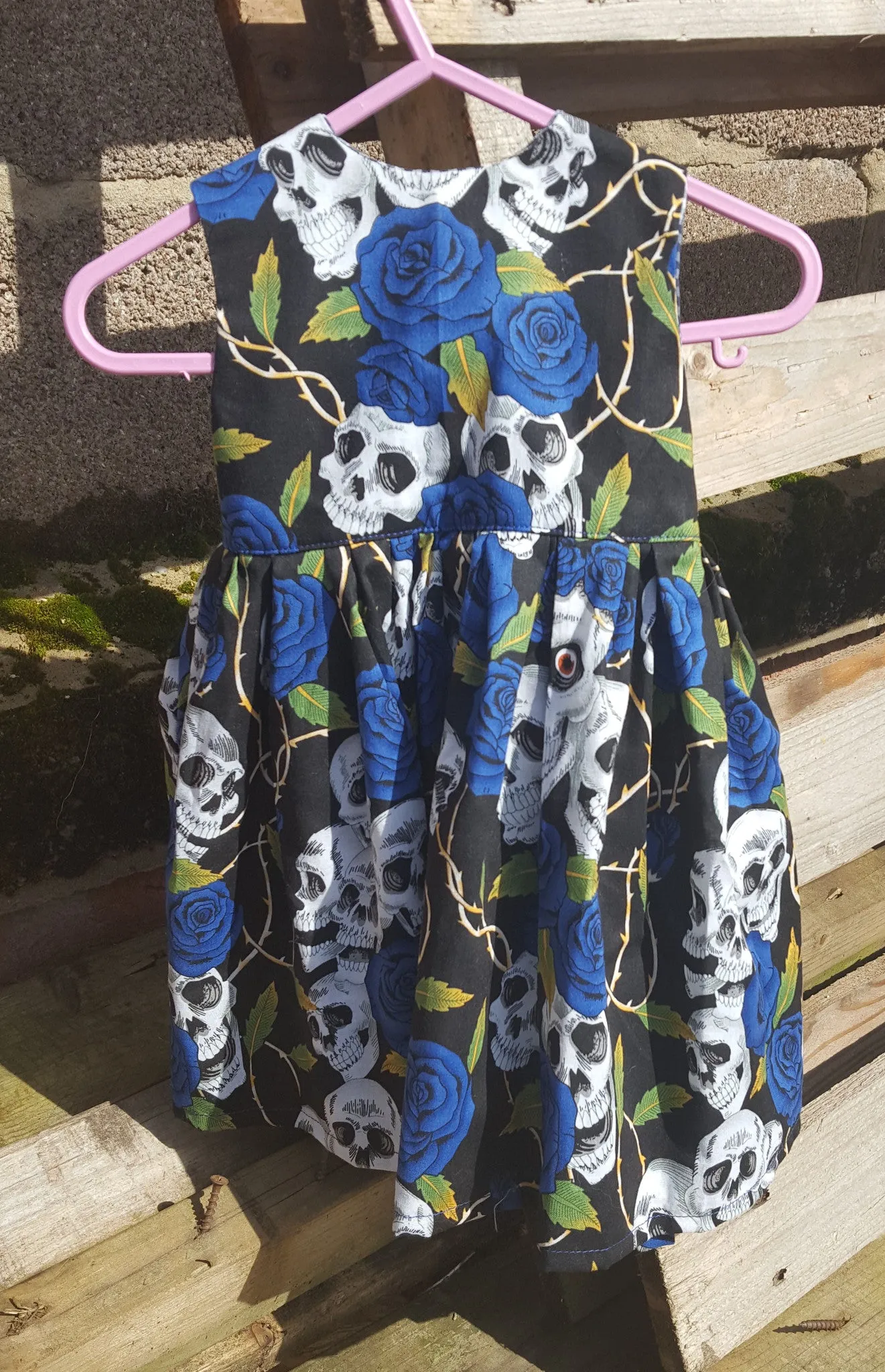 Gothic baby girl dress, skull & roses designs 100% cotton to fit from birth