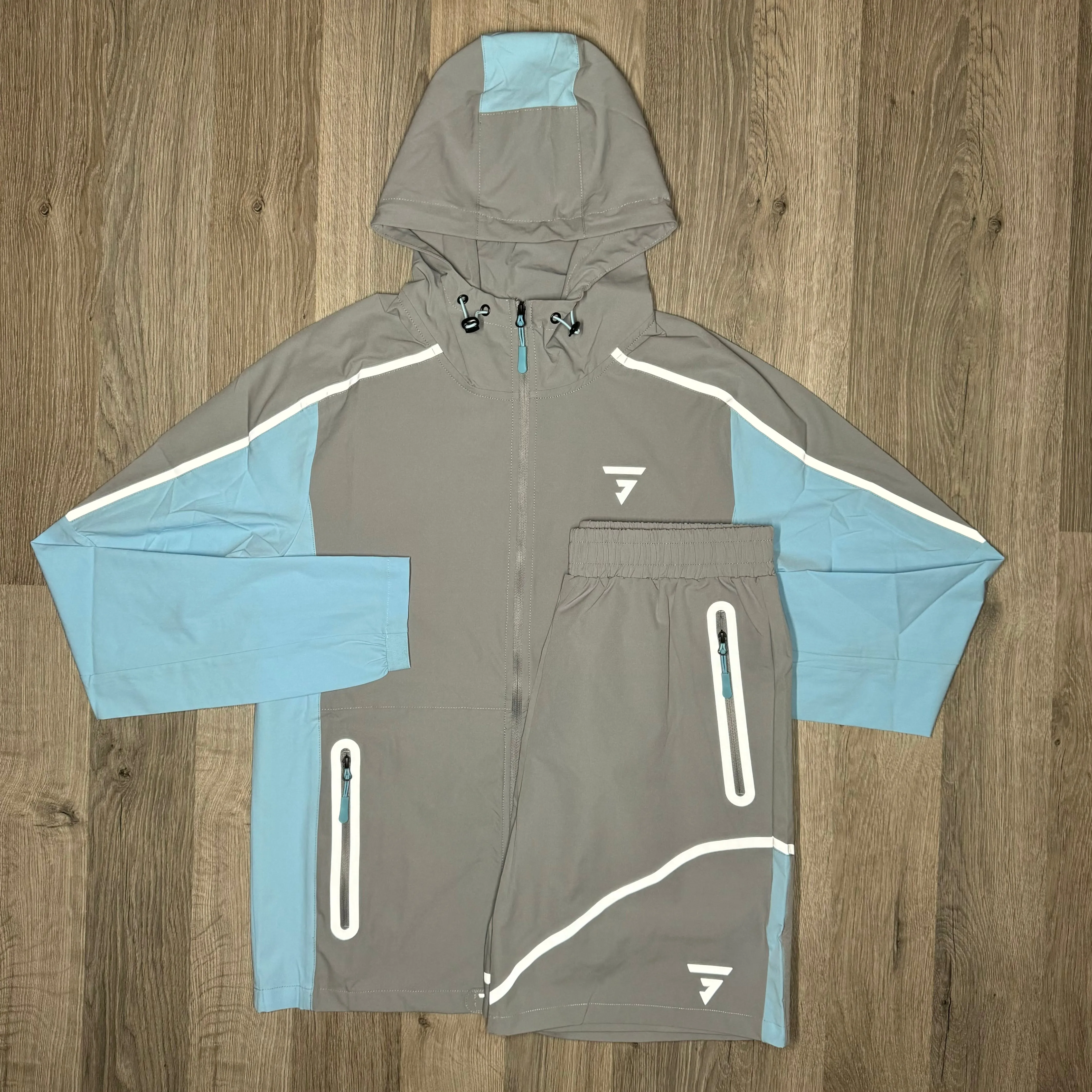 GRIID Reflect Windrunner Set - Light Blue / Grey