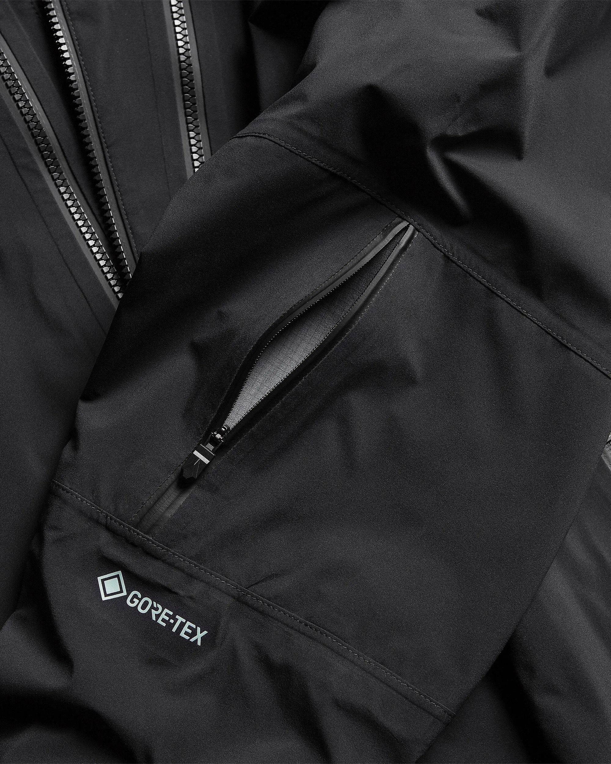 Guch Stretch Gore-Tex Jacket - Black