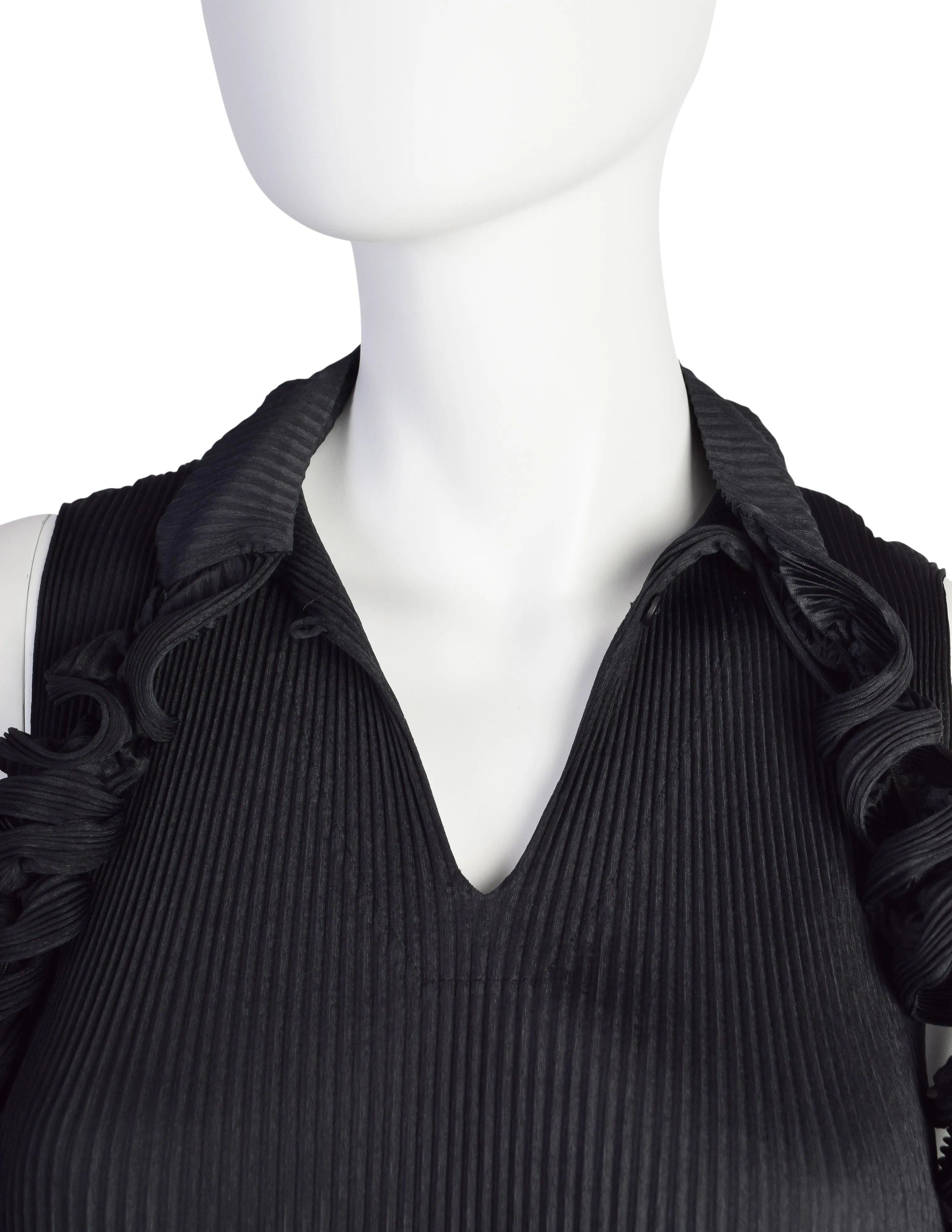 Issey Miyake Fete Vintage Black Pleated Tank Top with Curly Tie