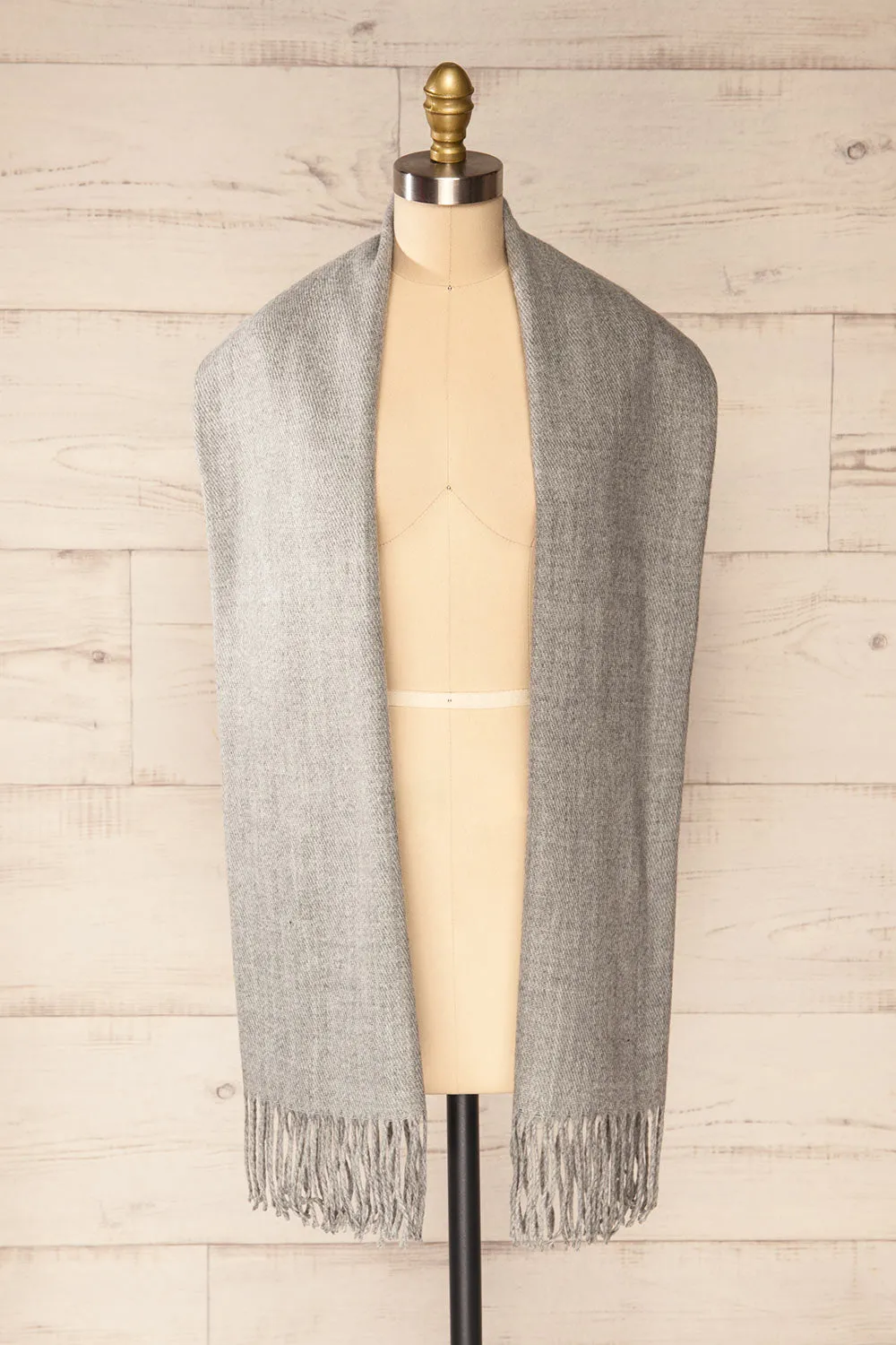 Le Baiser Grey | Soft Knitted Scarf