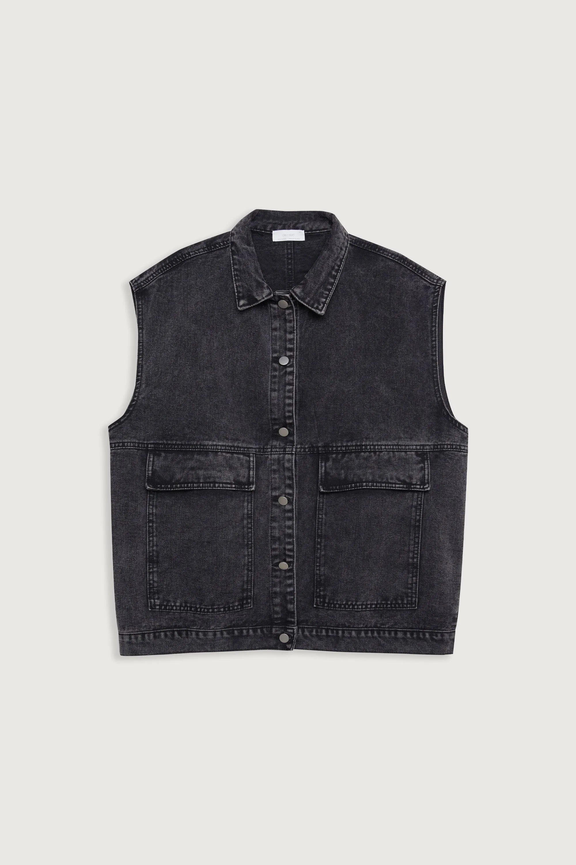 OVERSIZED DENIM VEST