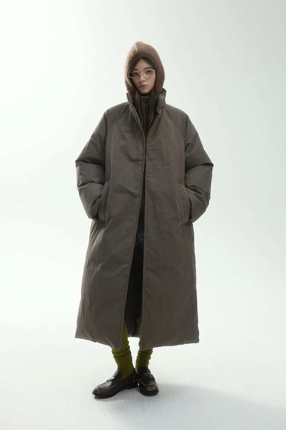 Paper-like textured stand-collar cocoon shape down coat | 3 color