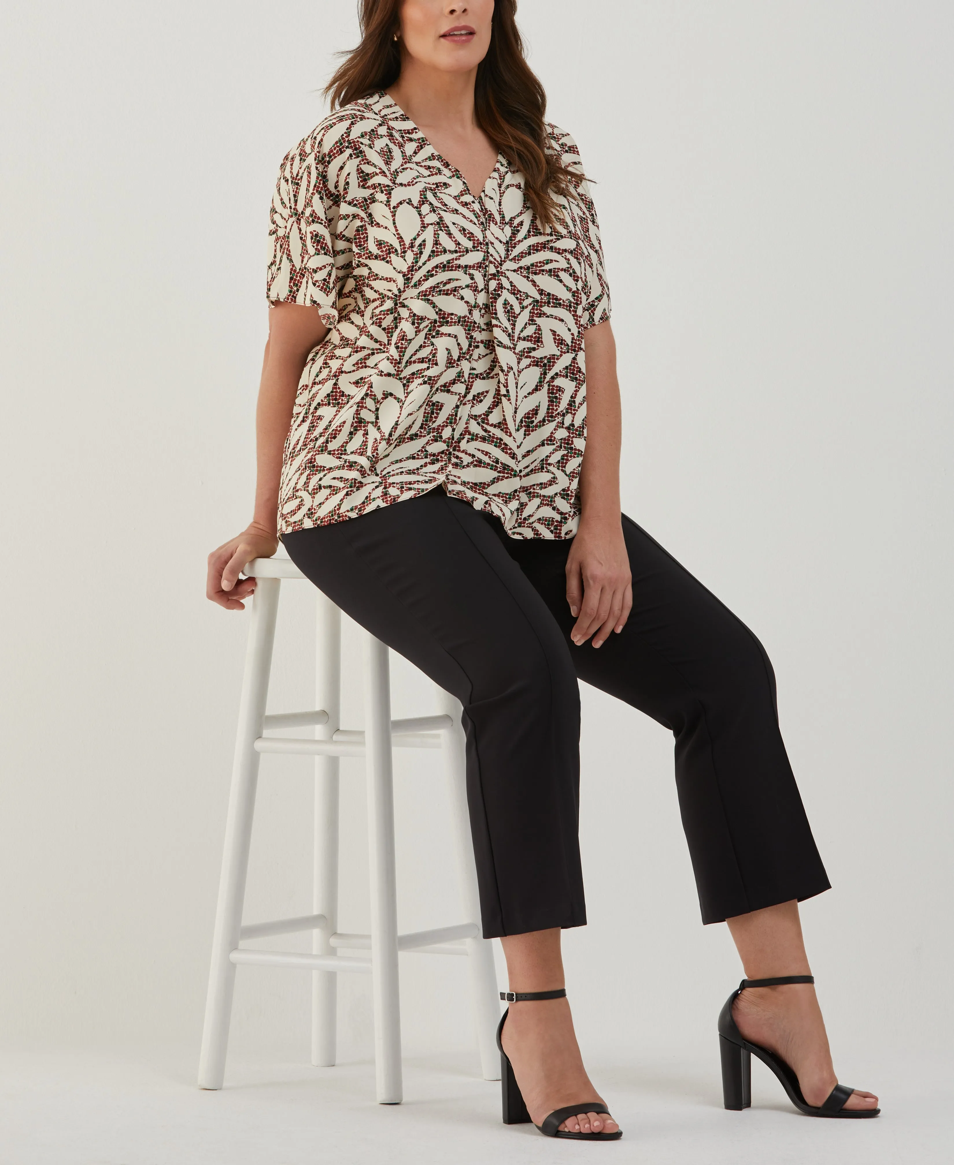 Plus Size Beach Geo Print Layered Dolman Sleeve Blouse