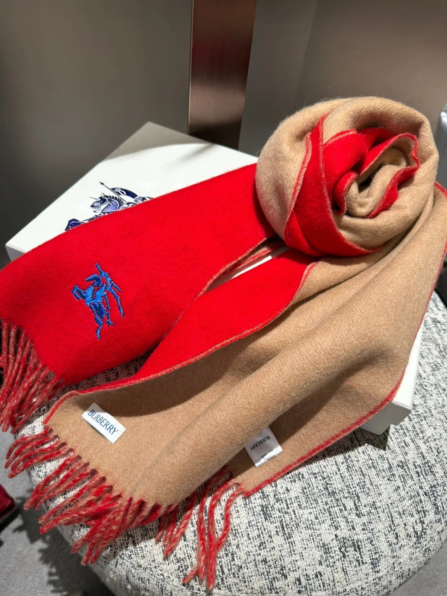 REVERSIBLE SCARF 180 CM IN RED CASHMERE 407413