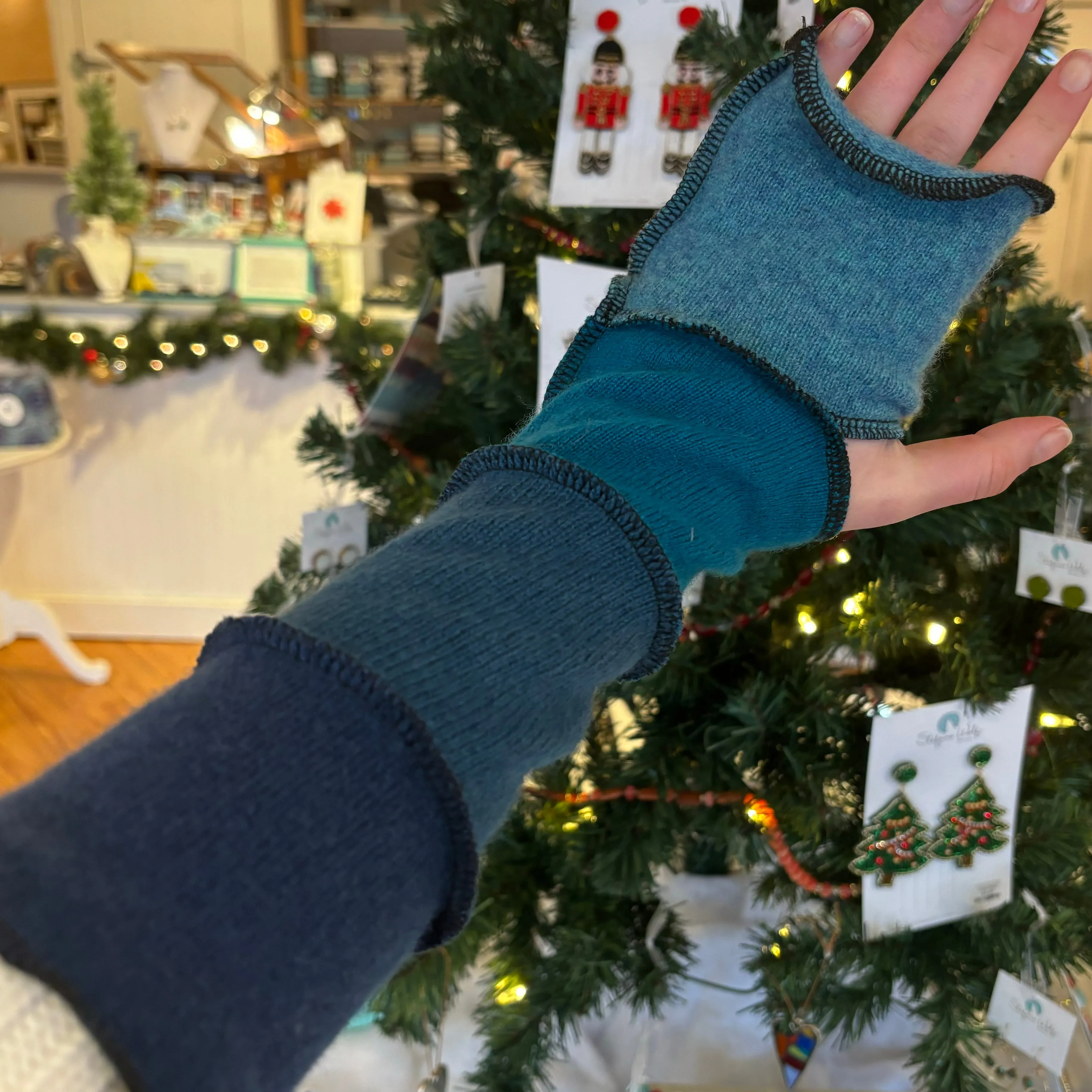 Upcycled Cashmere Wrist Warmers